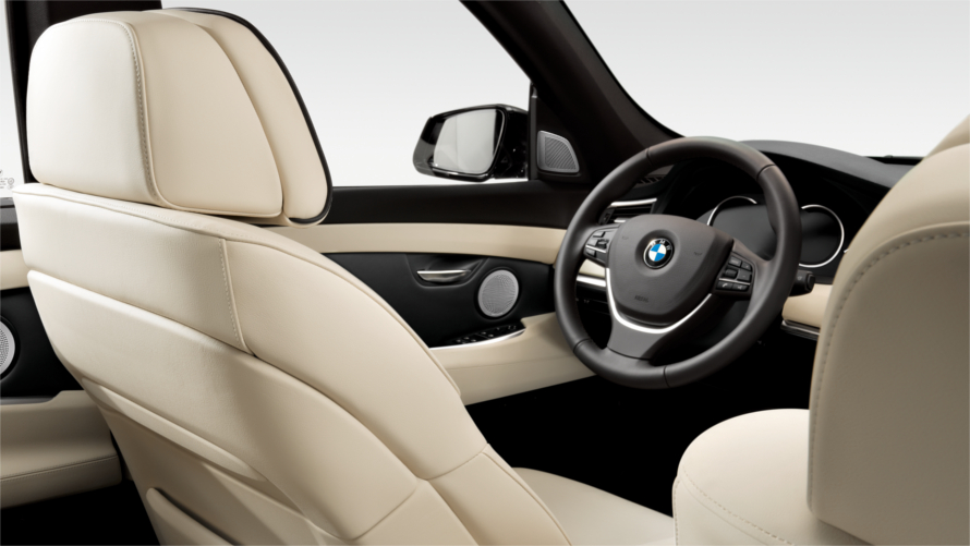 Fine-grain Merino leather Platinum. Fine-grain Merino leather Platinum.